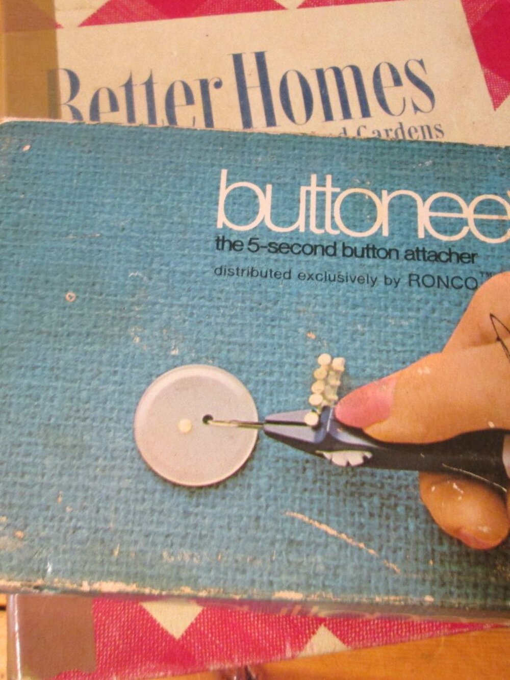 vtg buttoneer As Seen on TV attach button in seconds